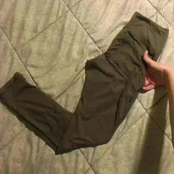 talulah butter soft leggings Medium - Picture 7 of 7